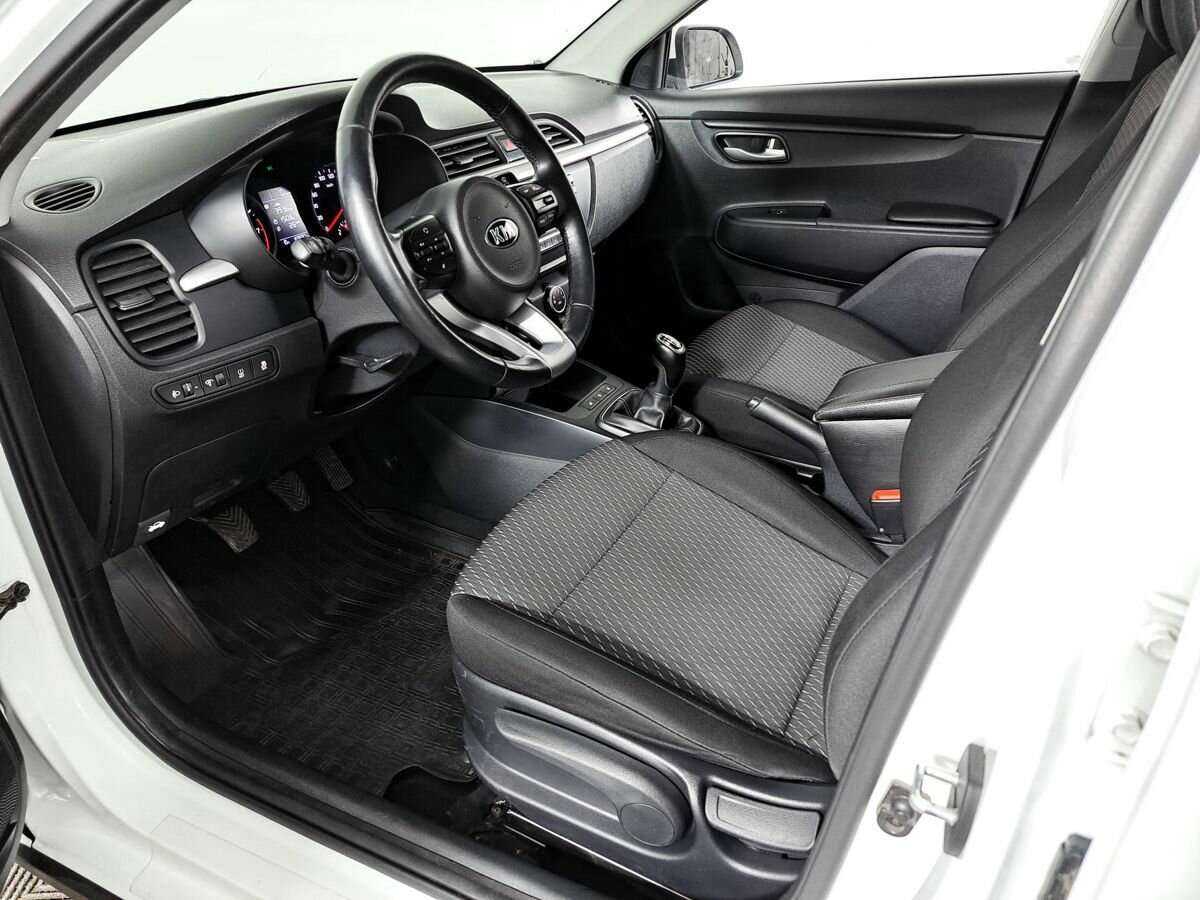 Kia Rio с пробегом — 2018 год. Фото: #13