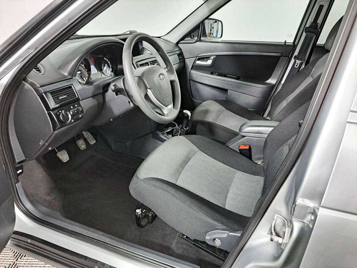 Lada (ВАЗ) Priora с пробегом — 2017 год. Фото: #13