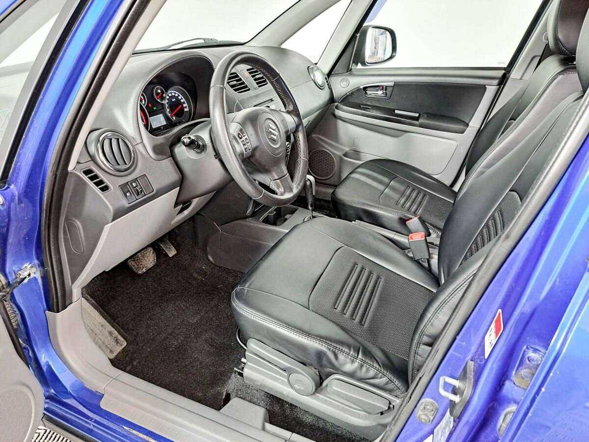 Suzuki SX4 с пробегом — 2012 год. Фото: #13