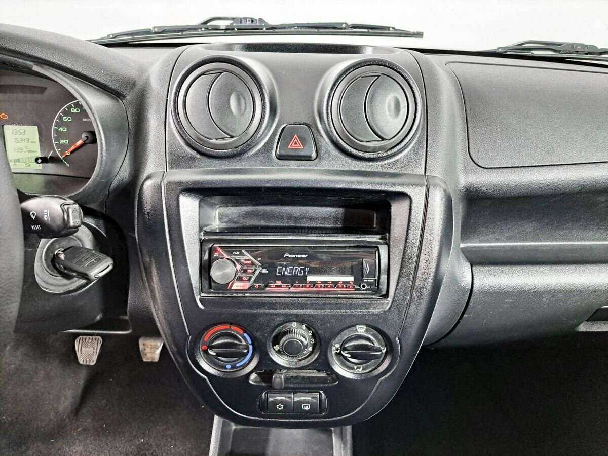 Lada (ВАЗ) Granta с пробегом — 2018 год. Фото: #12