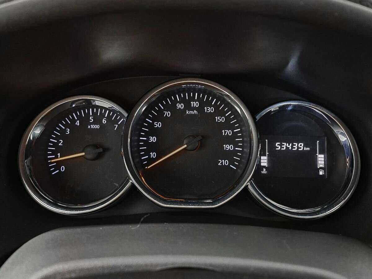 Renault Logan с пробегом — 2021 год. Фото: #10