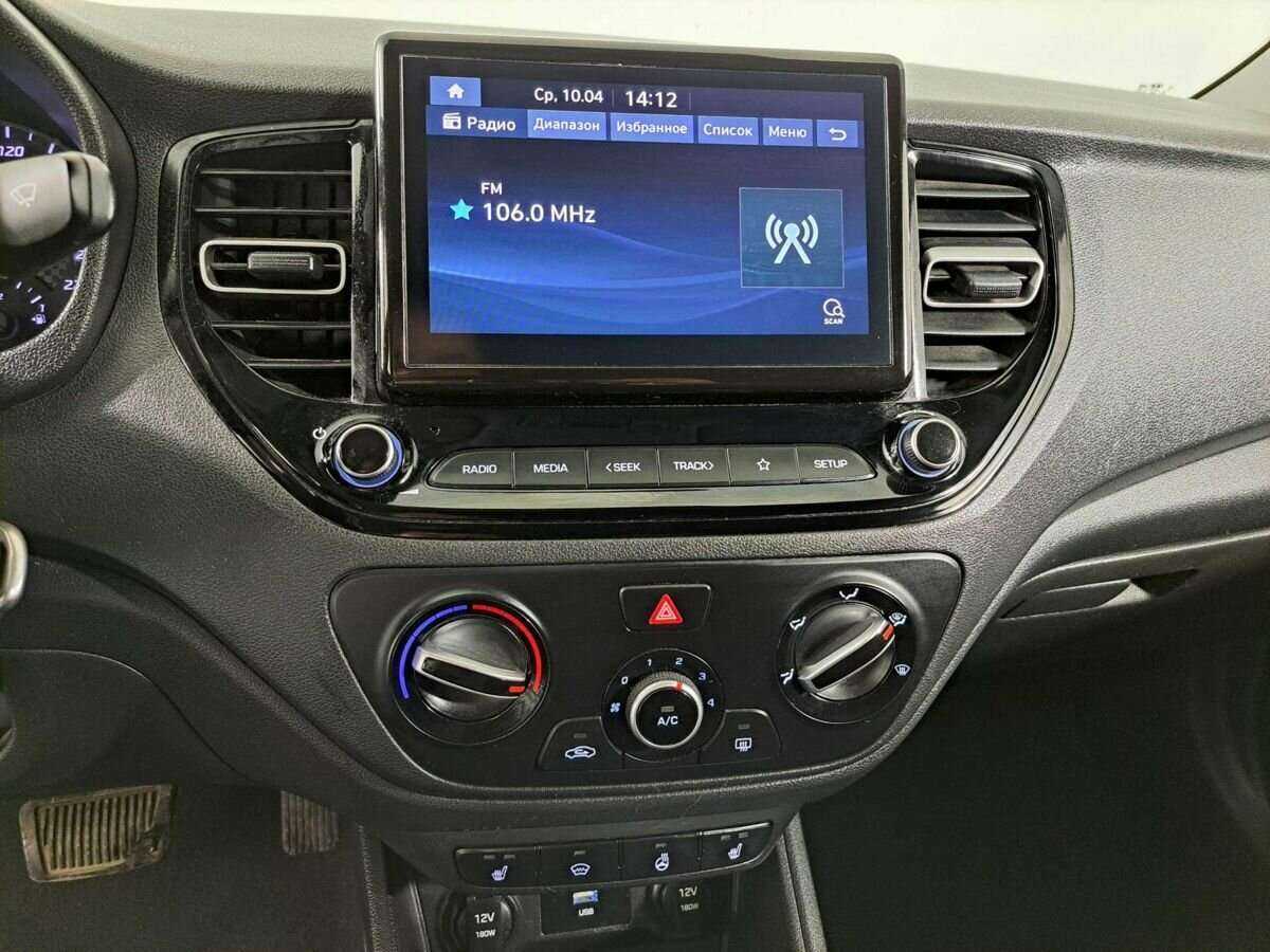 Hyundai Solaris с пробегом — 2021 год. Фото: #12