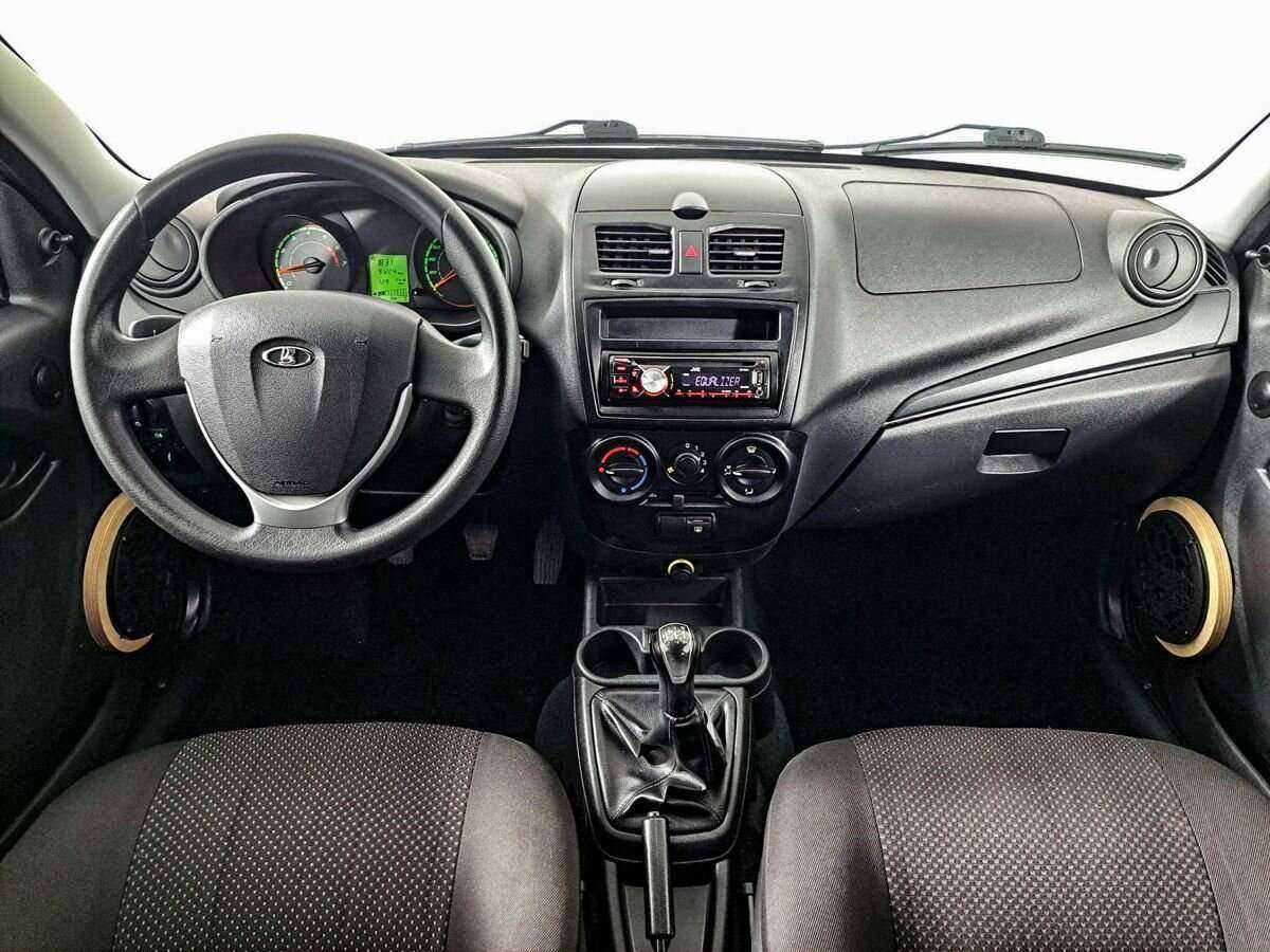 Lada (ВАЗ) Kalina с пробегом — 2013 год. Фото: #13