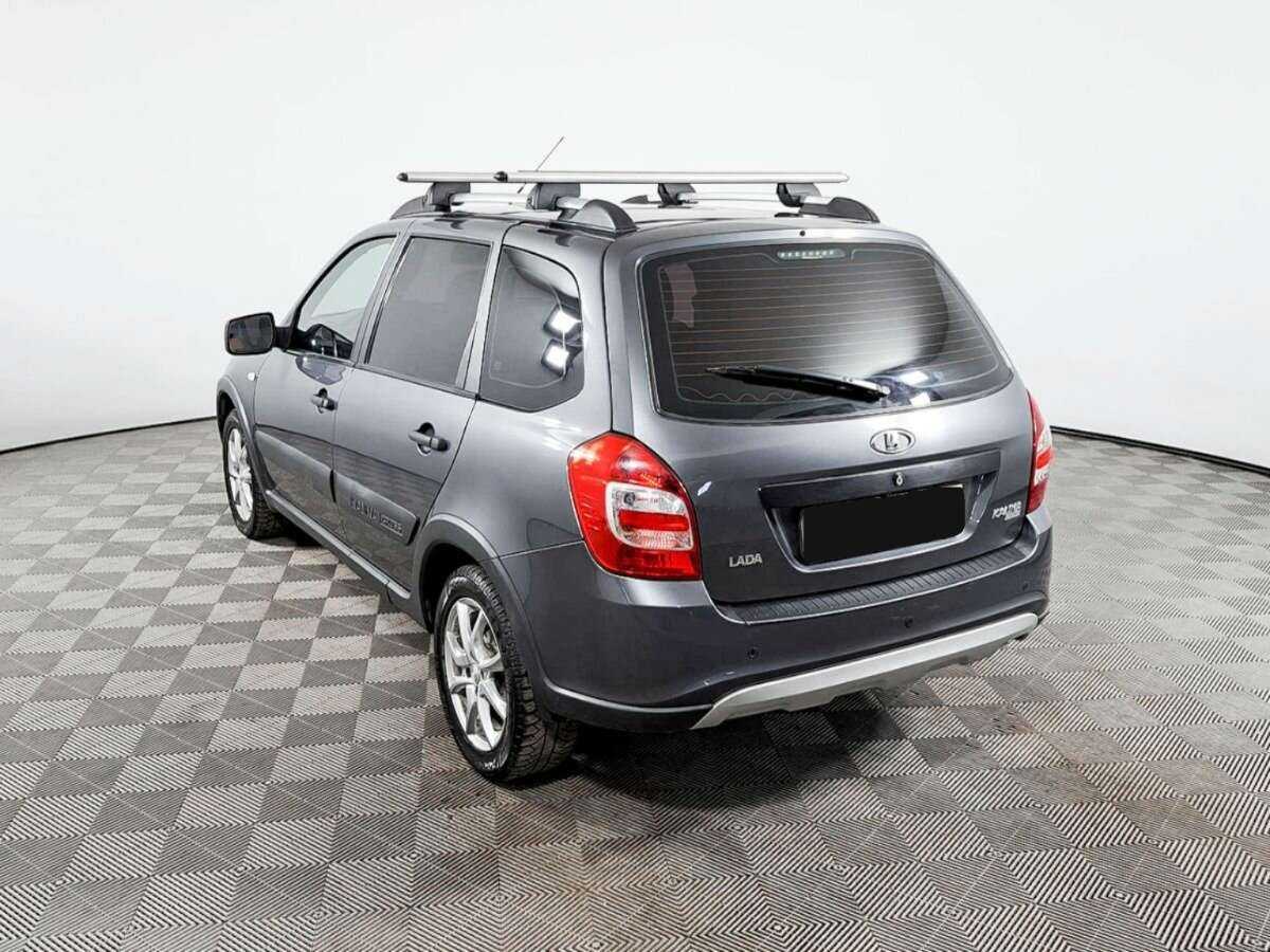 Lada (ВАЗ) Kalina с пробегом — 2018 год. Фото: #6