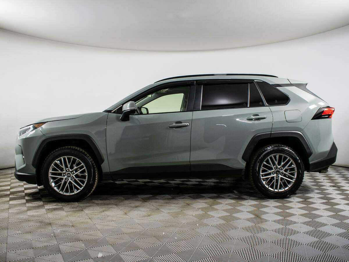 Toyota RAV4 с пробегом — 2019 год. Фото: #7