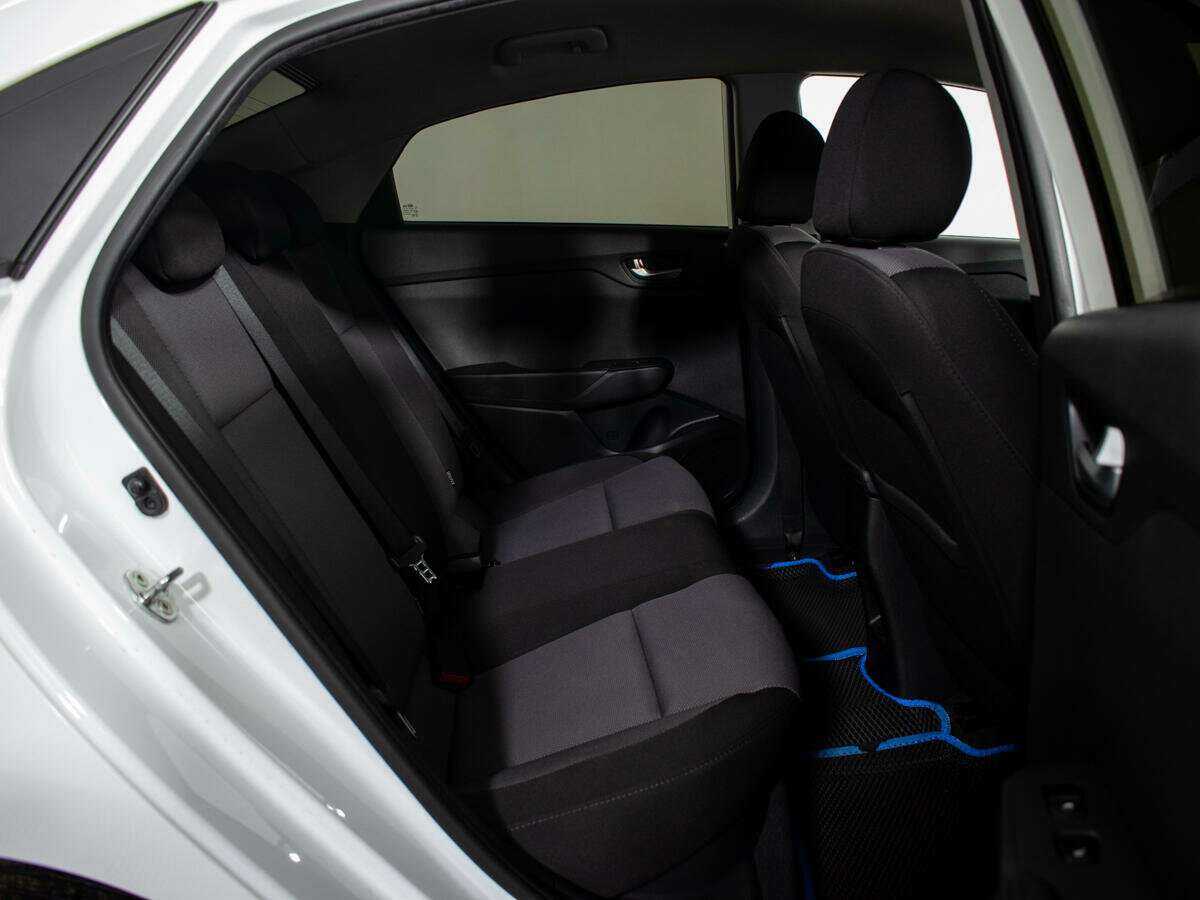 Hyundai Solaris с пробегом — 2020 год. Фото: #7