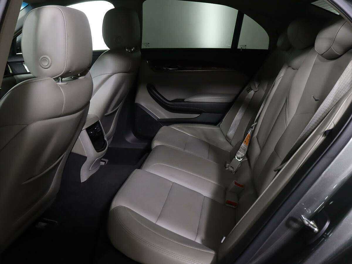 Cadillac CTS с пробегом — 2016 год. Фото: #8