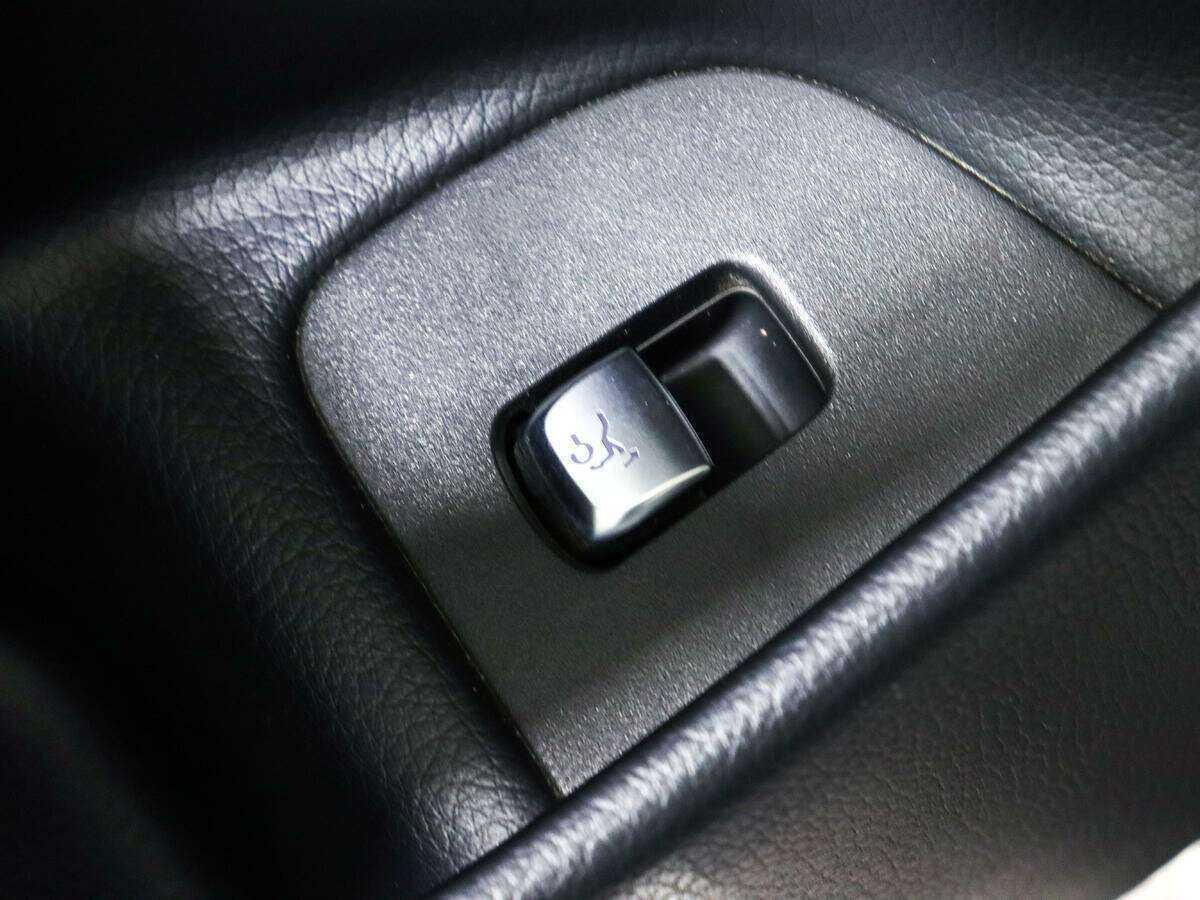 Mercedes-Benz E-Класс с пробегом — 2016 год. Фото: #21