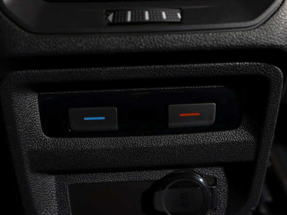 Volkswagen Tiguan с пробегом — 2021 год. Фото: #15