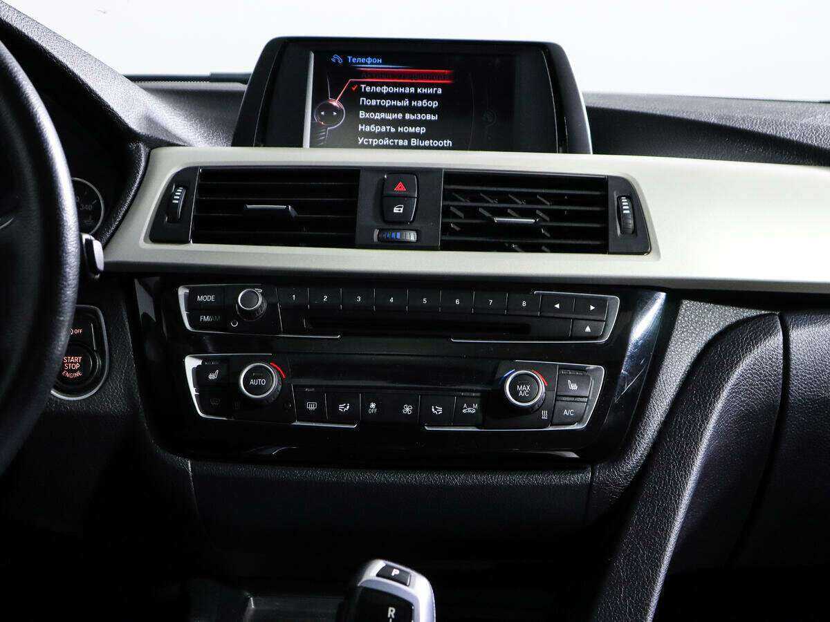 BMW 3 серии с пробегом — 2016 год. Фото: #9