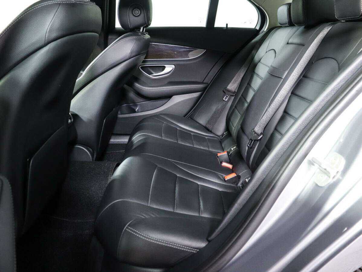 Mercedes-Benz C-Класс с пробегом — 2015 год. Фото: #8