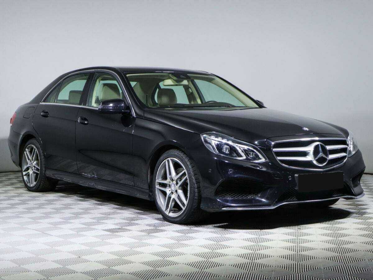 Mercedes-Benz E-Класс с пробегом — 2015 год. Фото: #2