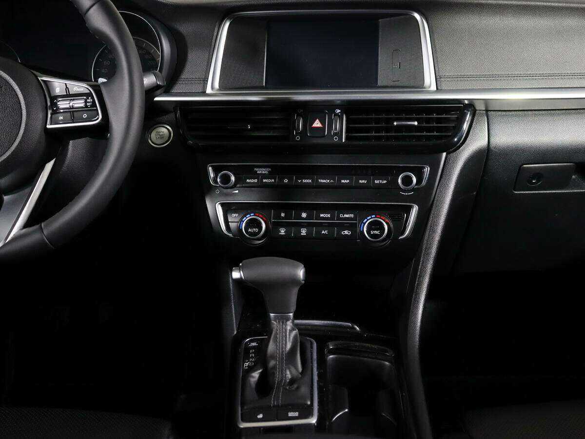 Kia Optima с пробегом — 2018 год. Фото: #9