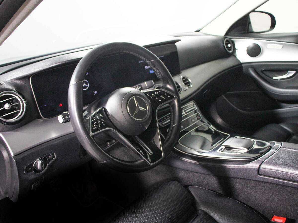 Mercedes-Benz E-Класс с пробегом — 2020 год. Фото: #11