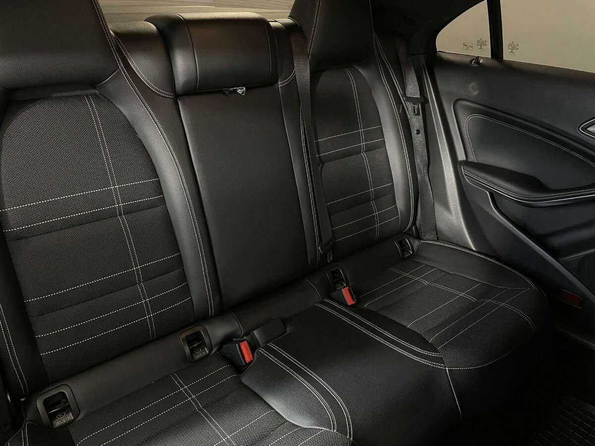 Mercedes-Benz CLA с пробегом — 2014 год. Фото: #14