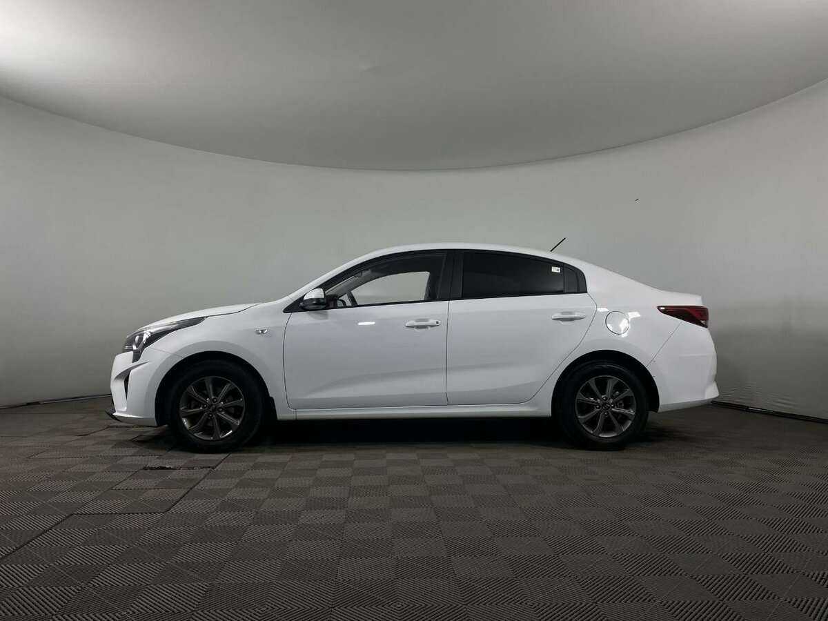 Kia Rio с пробегом — 2021 год. Фото: #4