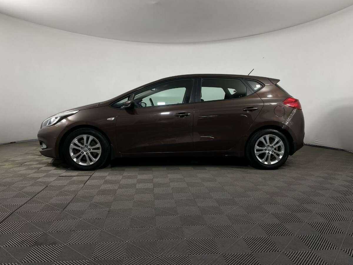 Kia Ceed с пробегом — 2013 год. Фото: #4