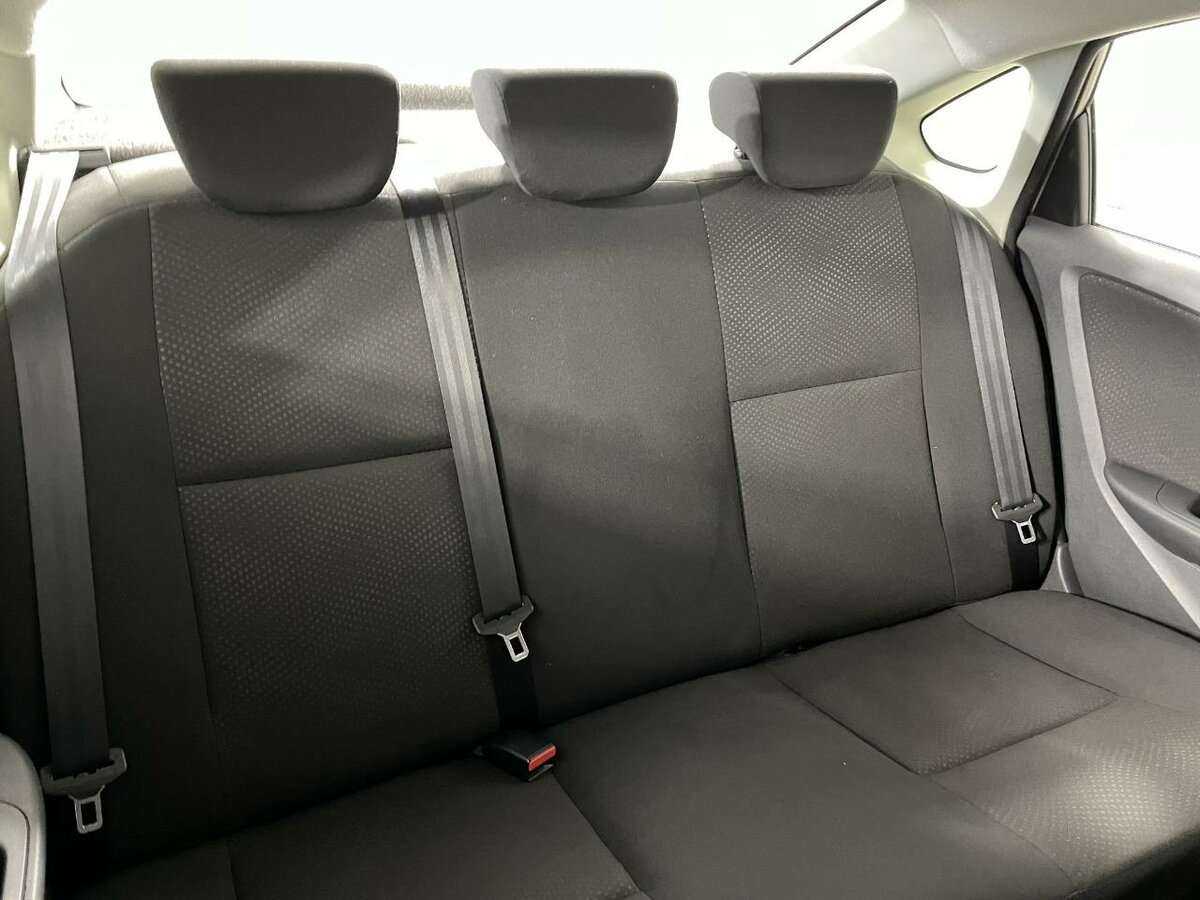 Nissan Almera с пробегом — 2013 год. Фото: #14