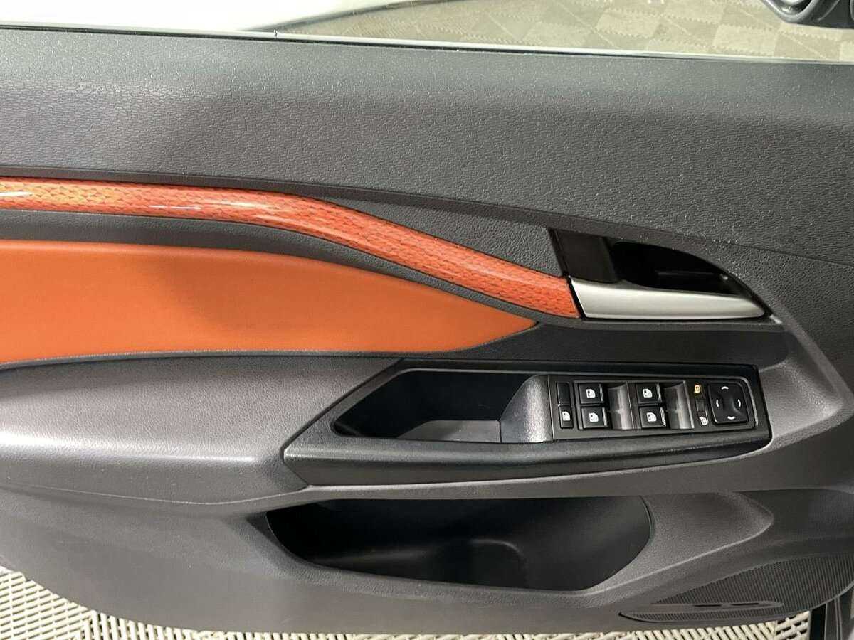 Lada (ВАЗ) Vesta с пробегом — 2019 год. Фото: #6