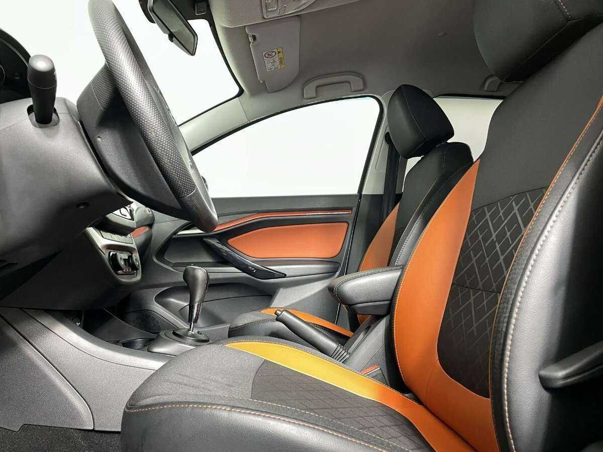 Lada (ВАЗ) Vesta с пробегом — 2019 год. Фото: #8