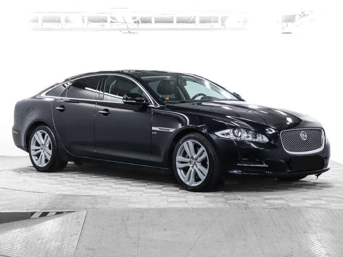 Jaguar XJ с пробегом — 2013 год. Фото: #2