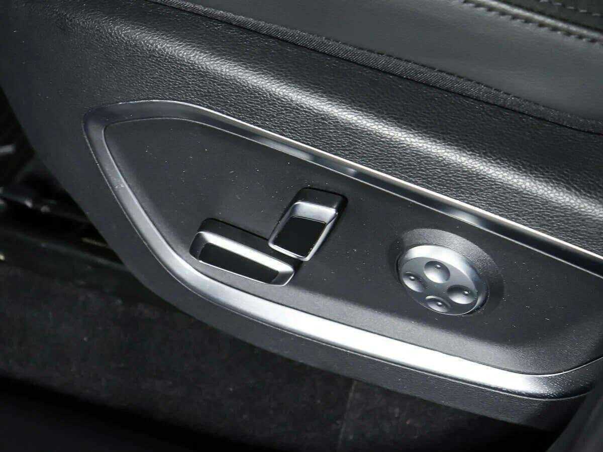 Geely Tugella с пробегом — 2023 год. Фото: #22