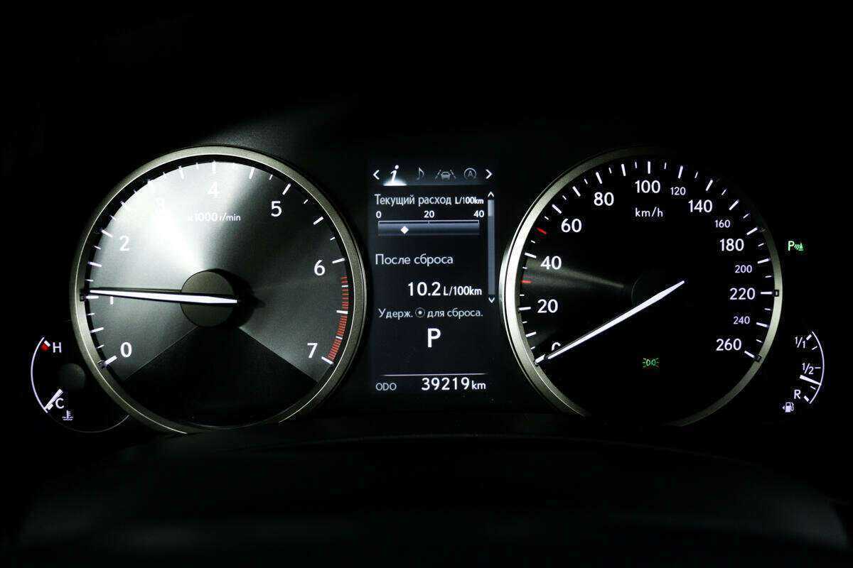 Lexus NX с пробегом — 2019 год. Фото: #9