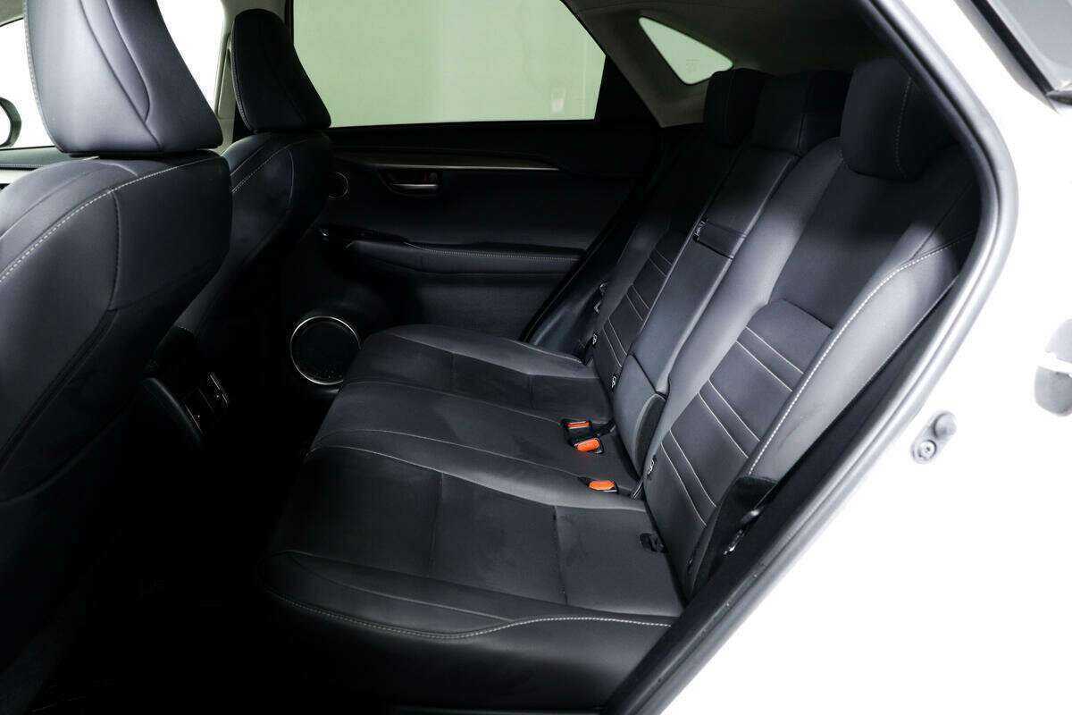 Lexus NX с пробегом — 2019 год. Фото: #11