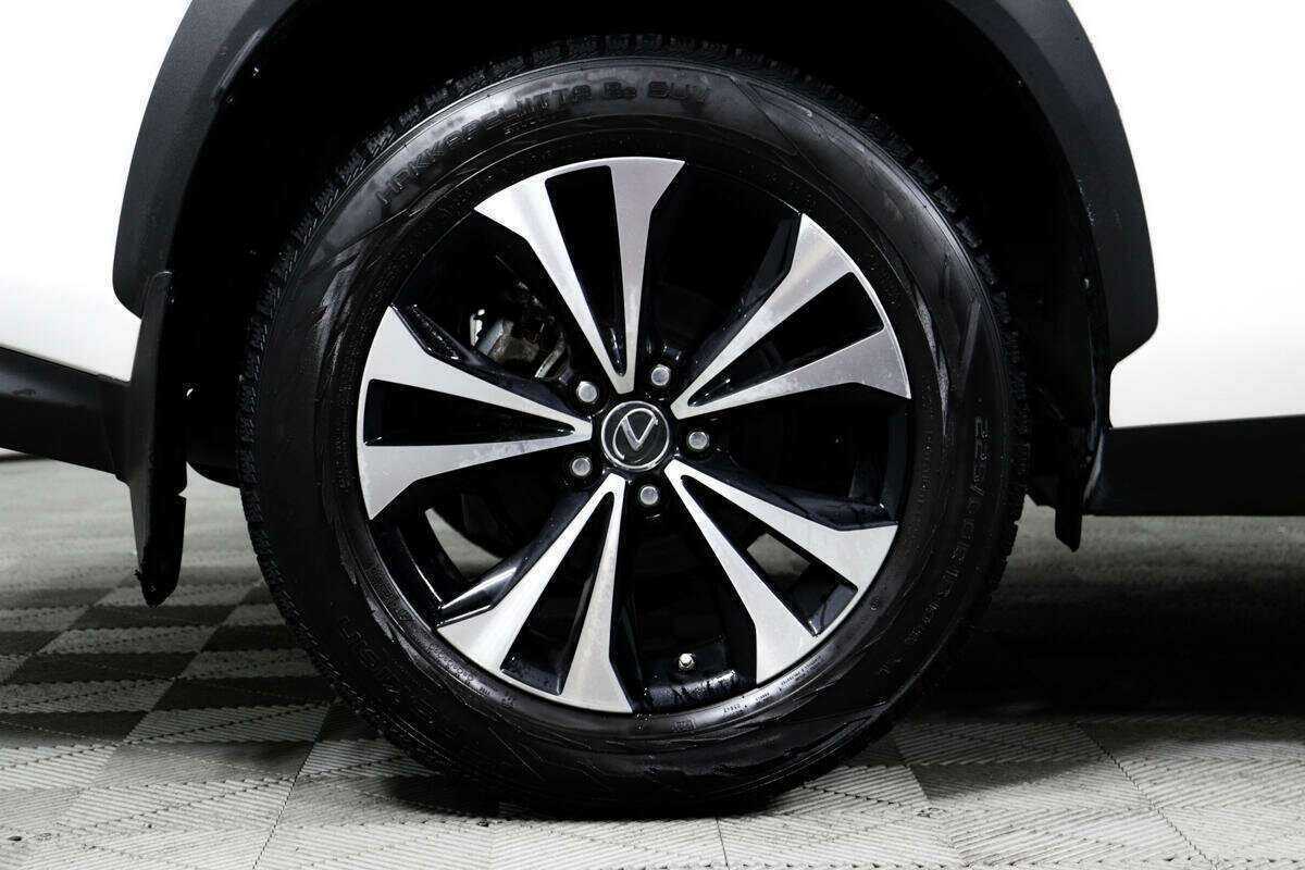 Lexus NX с пробегом — 2019 год. Фото: #13