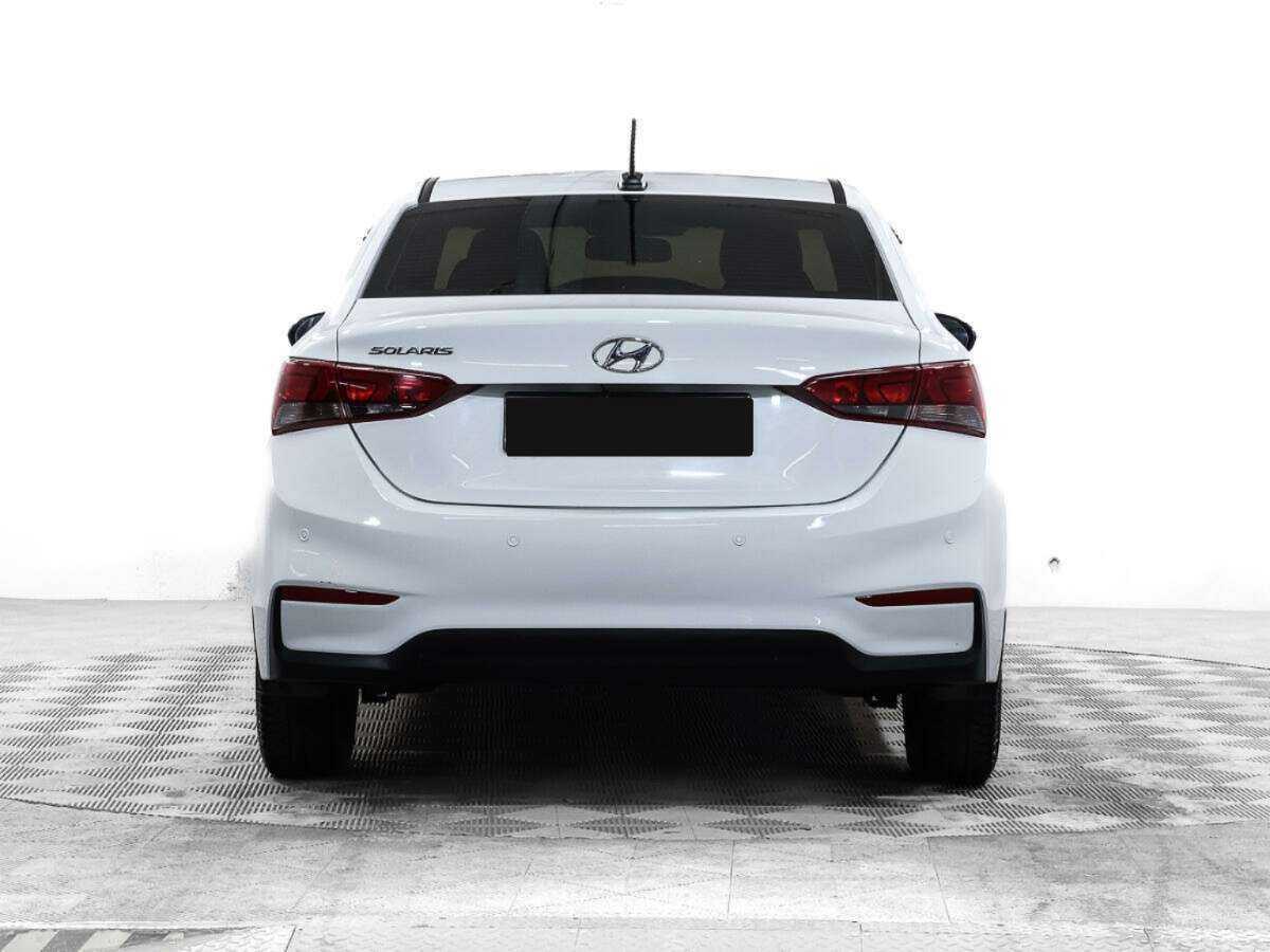 Hyundai Solaris с пробегом — 2017 год. Фото: #5