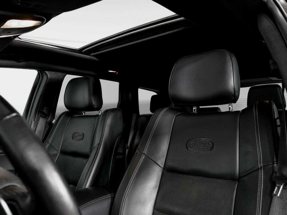 Jeep Grand Cherokee с пробегом — 2014 год. Фото: #14