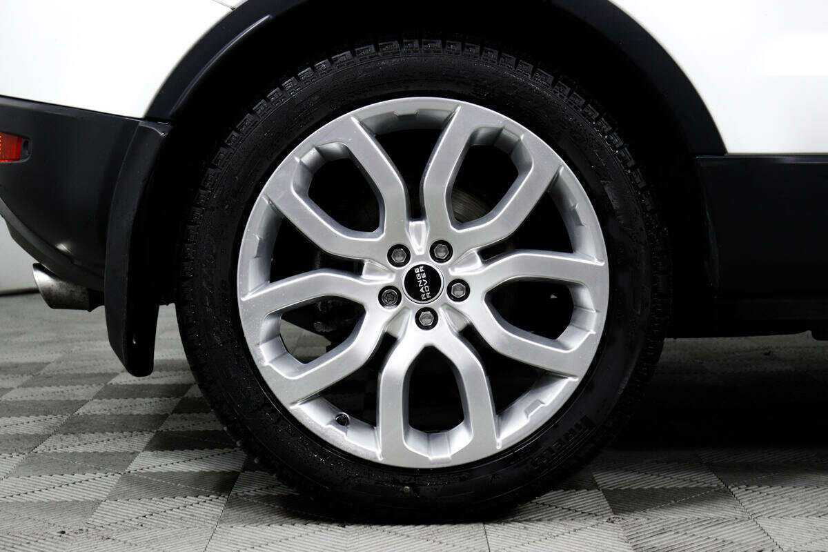 Land Rover Range Rover Evoque с пробегом — 2012 год. Фото: #13