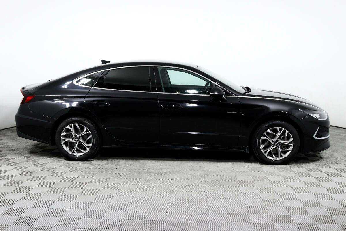 Hyundai Sonata с пробегом — 2021 год. Фото: #2