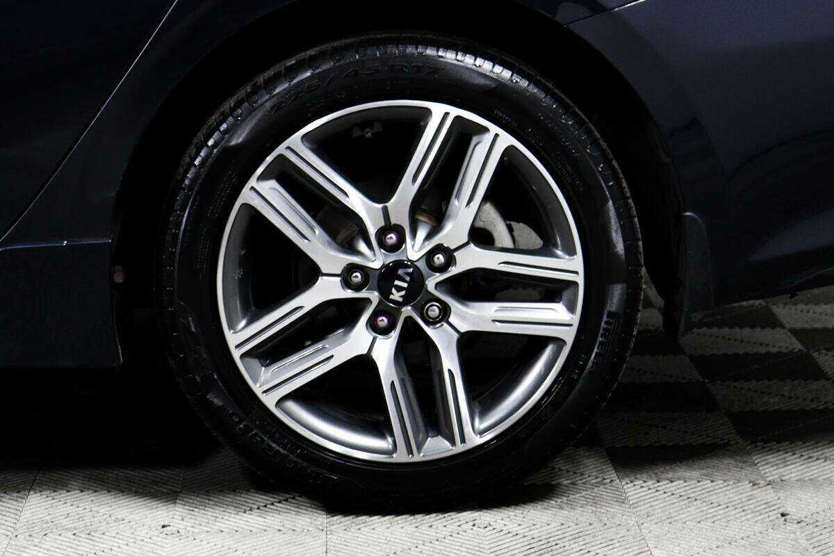 Kia Cerato с пробегом — 2020 год. Фото: #13