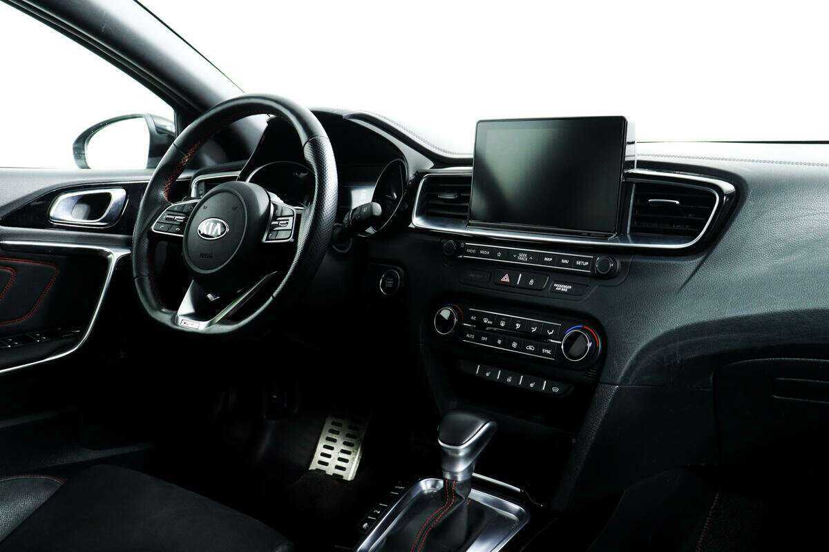 Kia Proceed с пробегом — 2019 год. Фото: #8