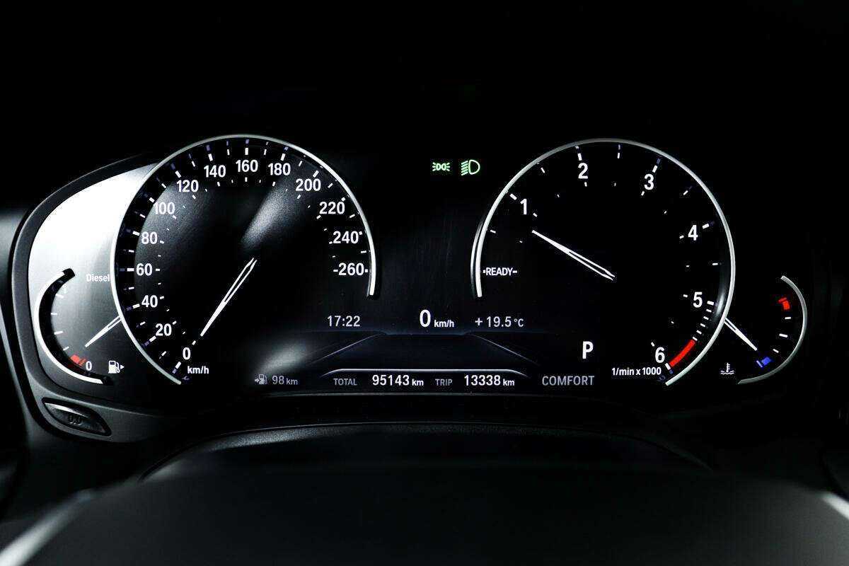 BMW 3 серии с пробегом — 2019 год. Фото: #9