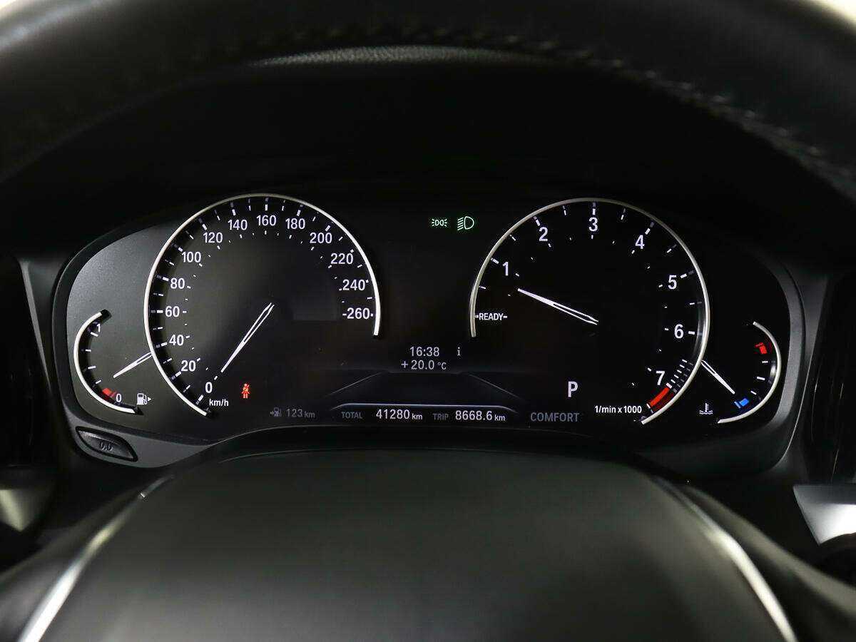 BMW 3 серии с пробегом — 2020 год. Фото: #9