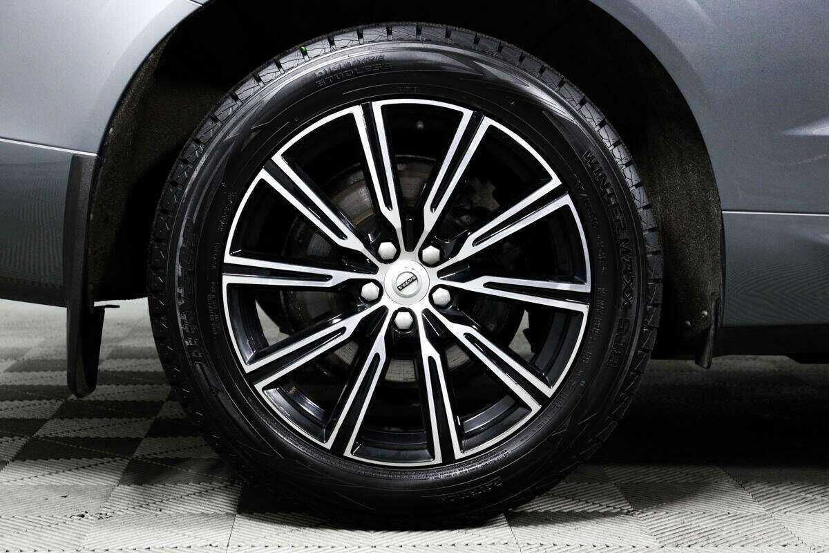 Volvo XC60 с пробегом — 2018 год. Фото: #13