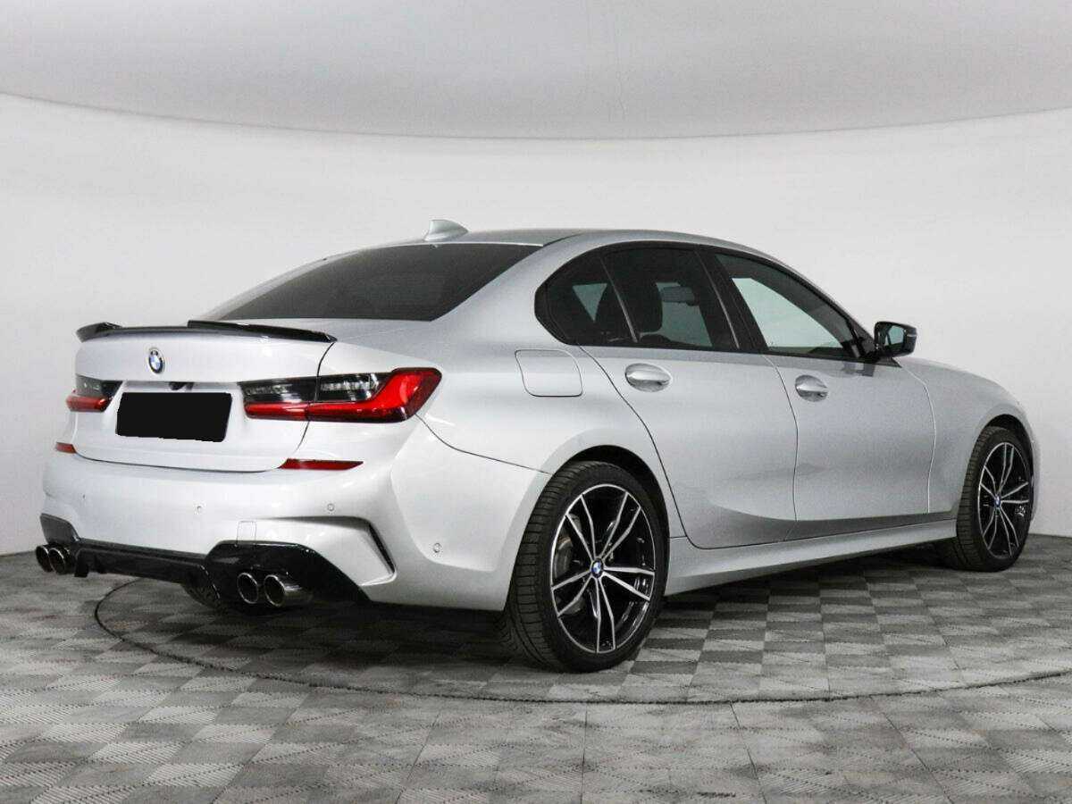 BMW 3 серии с пробегом — 2019 год. Фото: #1