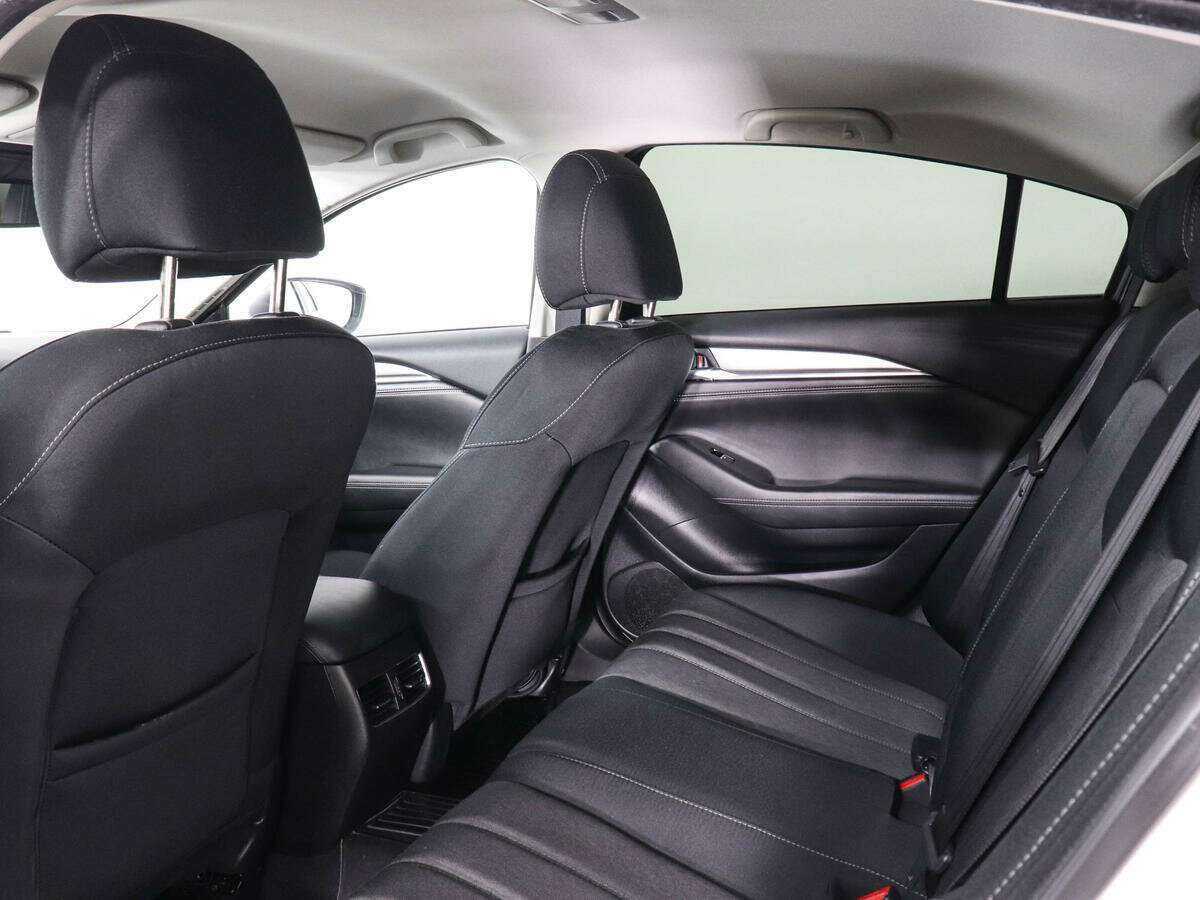 Mazda 6 с пробегом — 2021 год. Фото: #11