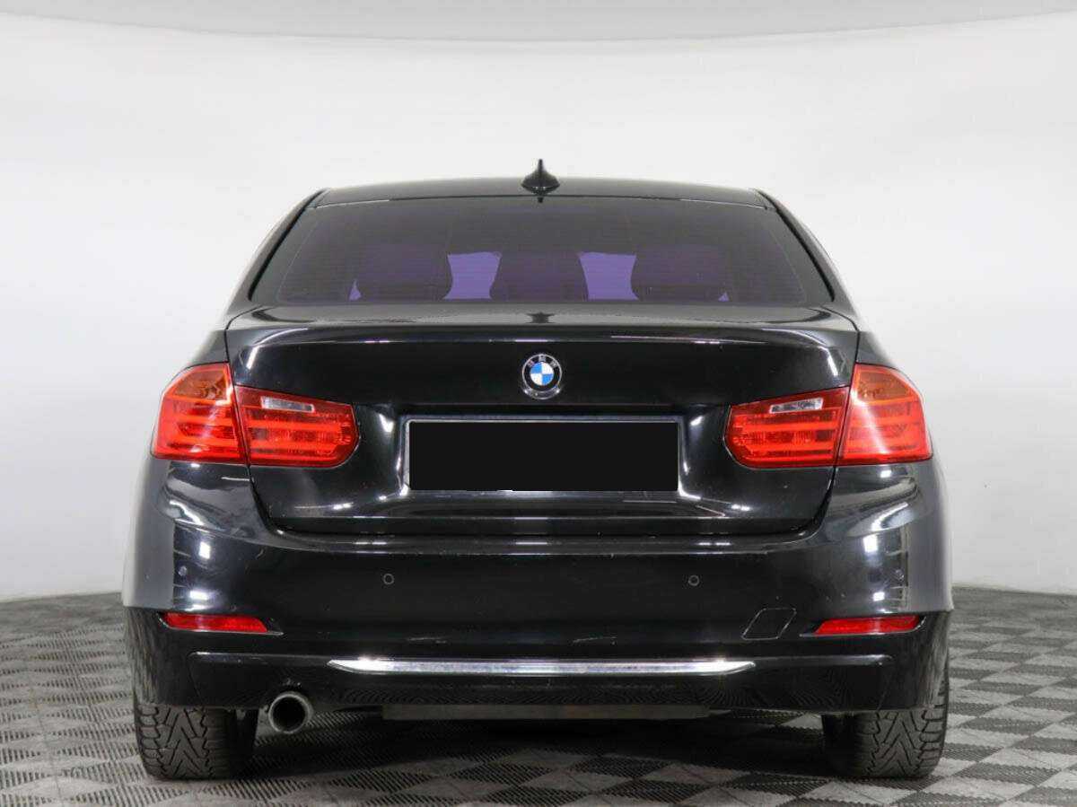 BMW 3 серии с пробегом — 2012 год. Фото: #3