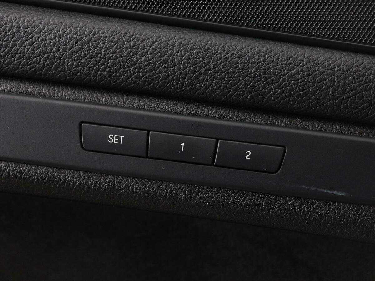 BMW 5 серии с пробегом — 2015 год. Фото: #11