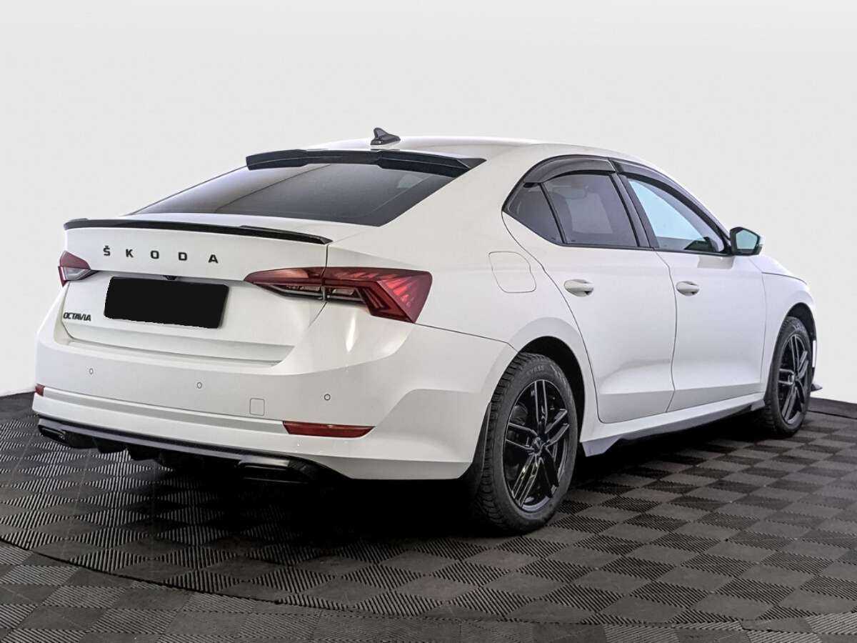 Skoda Octavia с пробегом — 2021 год. Фото: #4