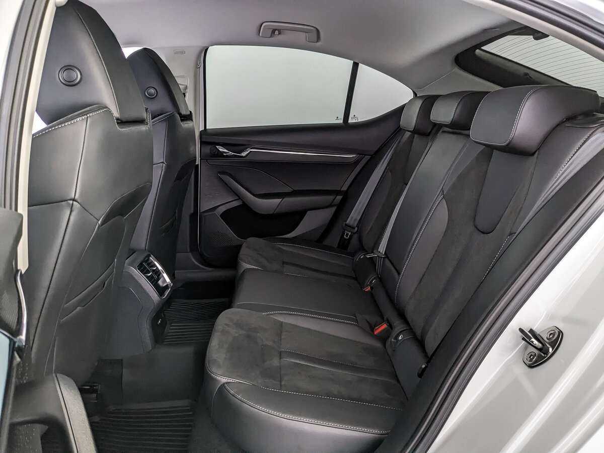 Skoda Octavia с пробегом — 2021 год. Фото: #14