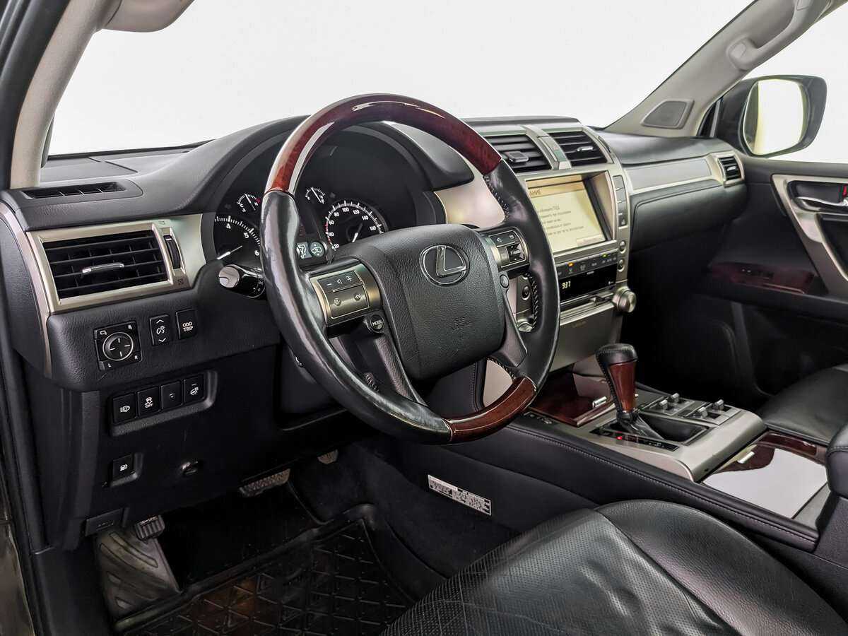 Lexus GX с пробегом — 2012 год. Фото: #15