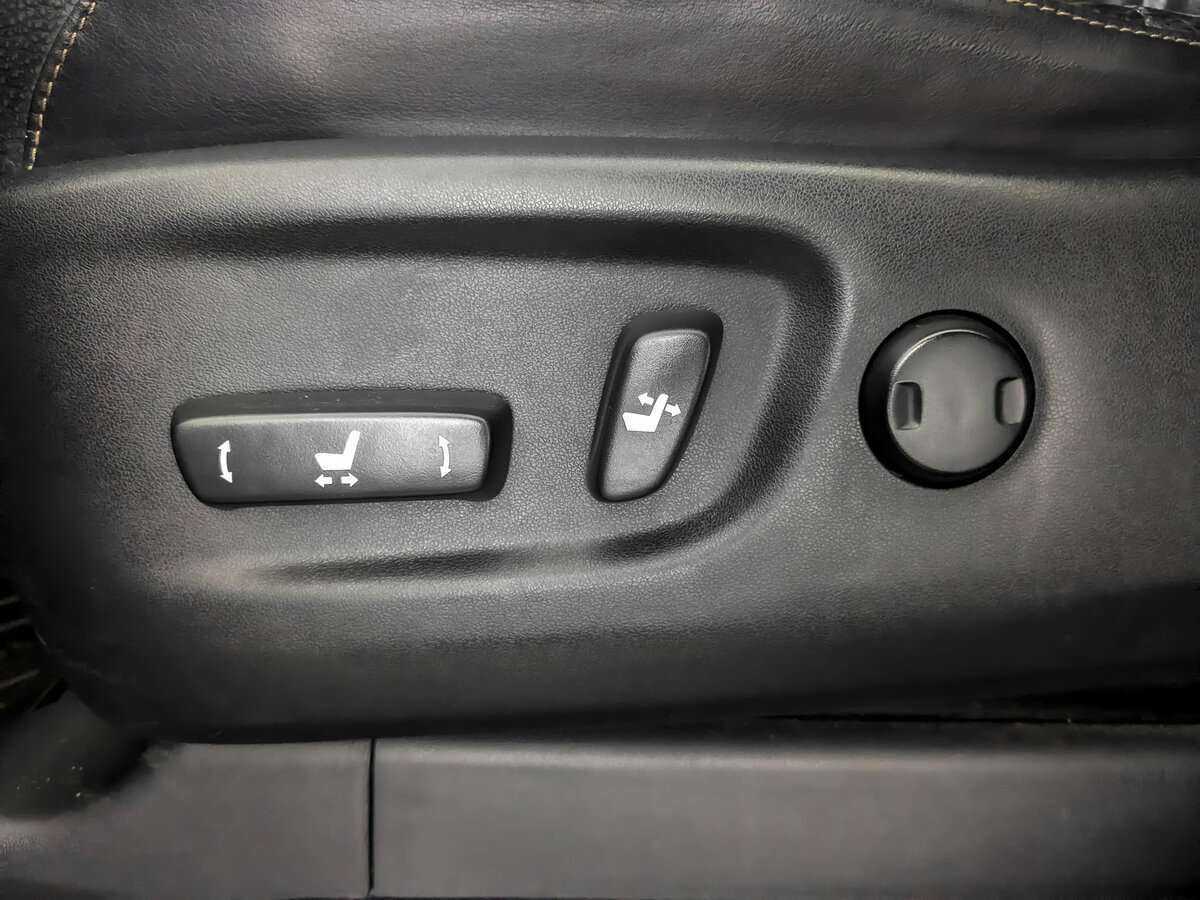 Lexus GX с пробегом — 2012 год. Фото: #20