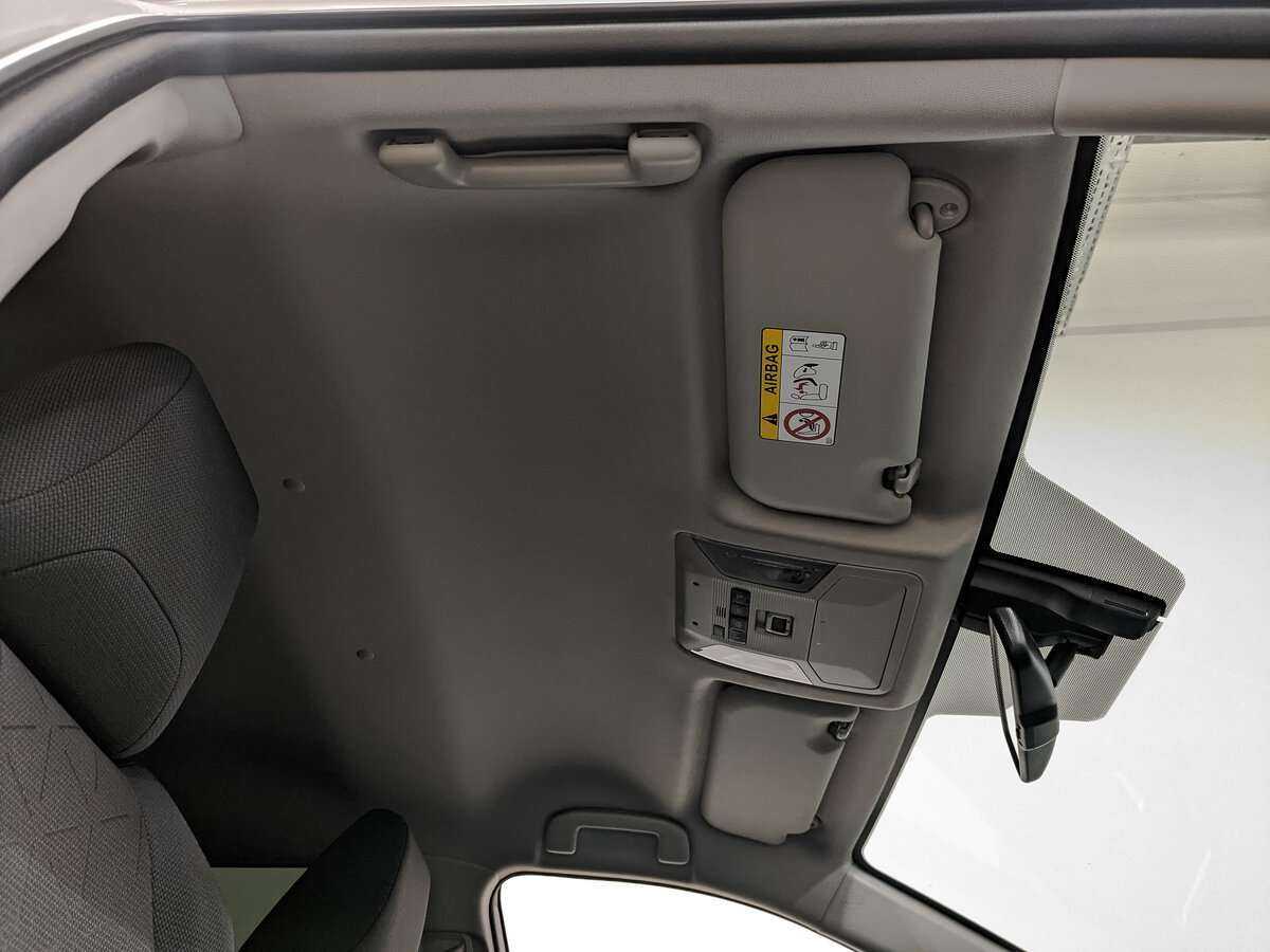 Toyota RAV4 с пробегом — 2021 год. Фото: #18