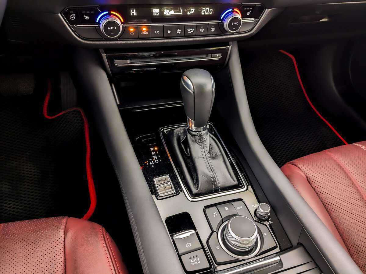 Mazda 6 с пробегом — 2021 год. Фото: #24