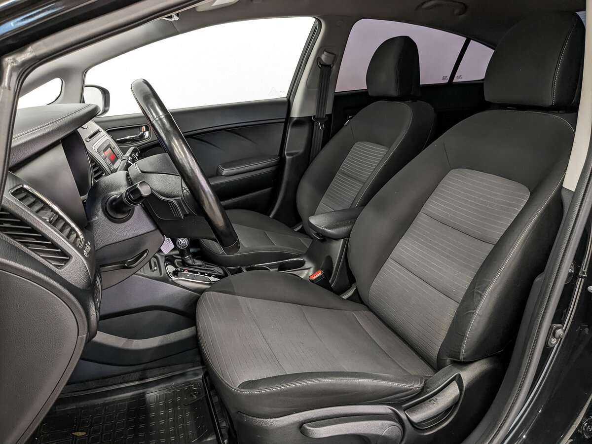 Kia Cerato с пробегом — 2017 год. Фото: #18