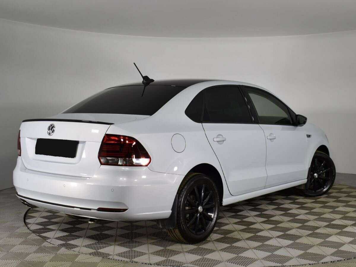 Volkswagen Polo с пробегом — 2019 год. Фото: #1